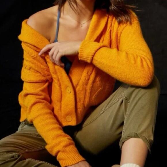 ANTHROPOLOGIE x PILCRO Cable Knit Shawl Cardigan Sweater Mango Sz S {VV15} - Picture 1 of 6